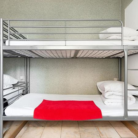 Cameleon Paris Guesthouse Pantin Buitenkant foto