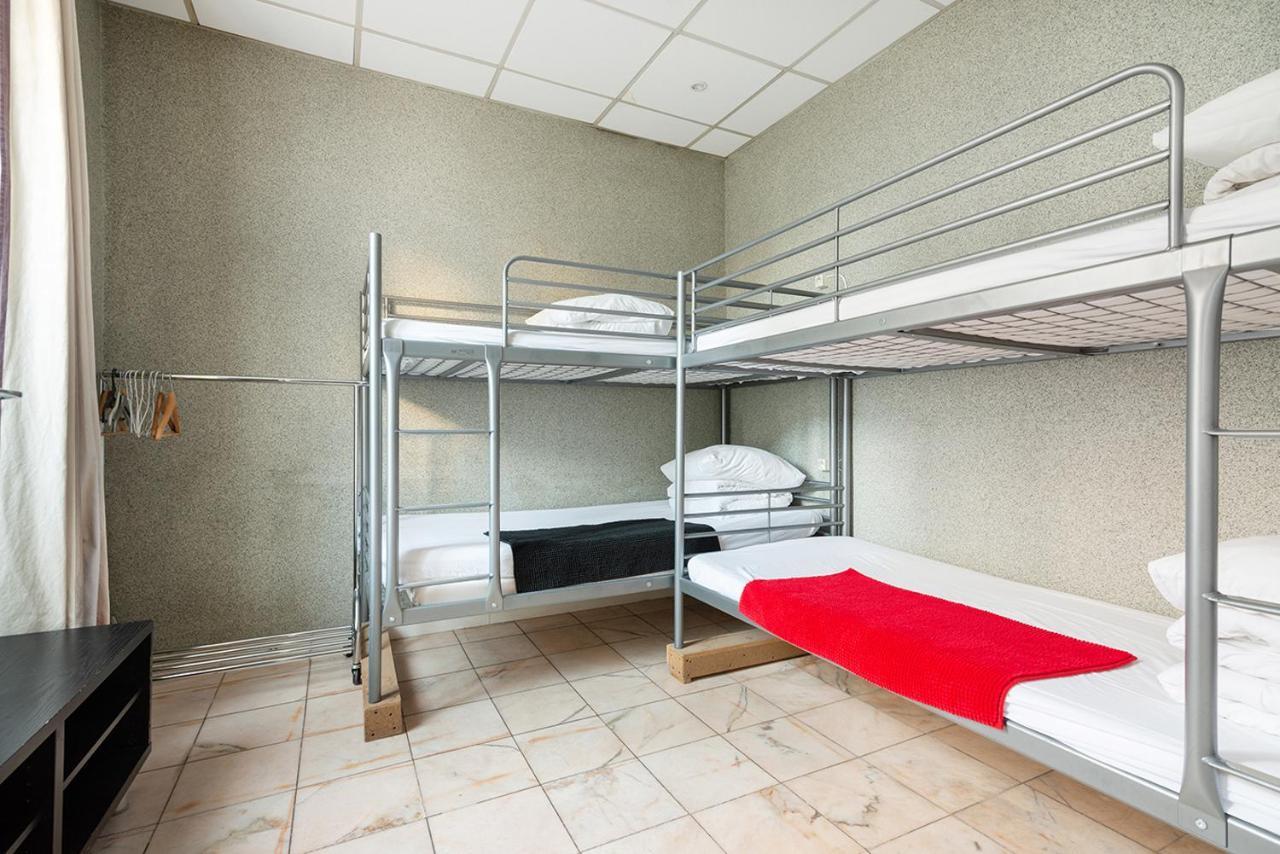 Cameleon Paris Guesthouse Pantin Buitenkant foto