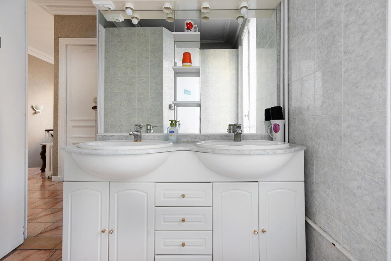 Cameleon Paris Guesthouse Pantin Buitenkant foto