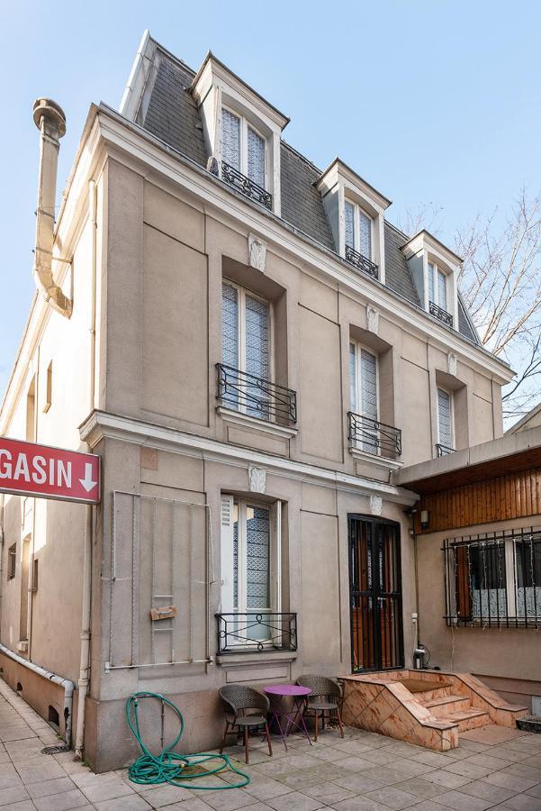 Cameleon Paris Guesthouse Pantin Buitenkant foto